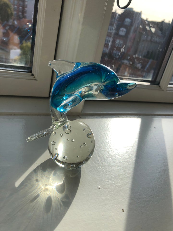 Glas delfin