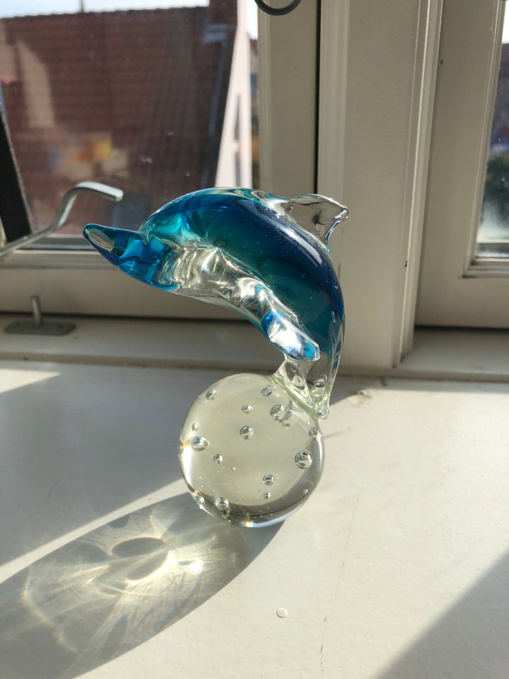 Glas delfin