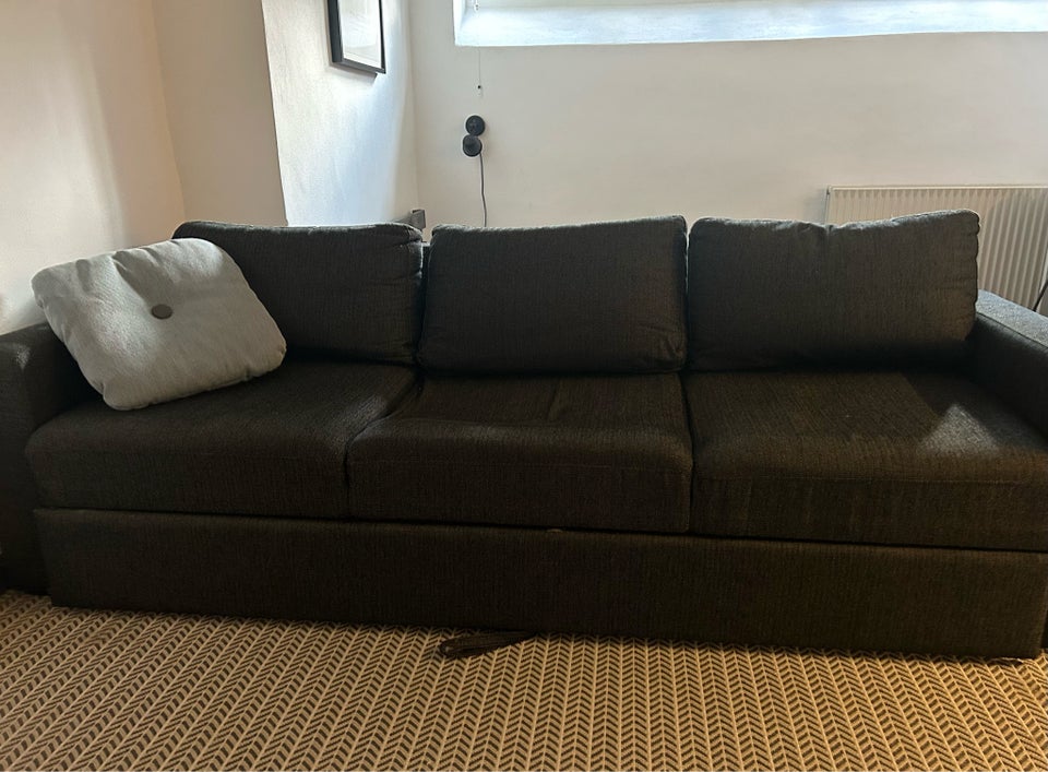 Sovesofa b: 85 l: 235