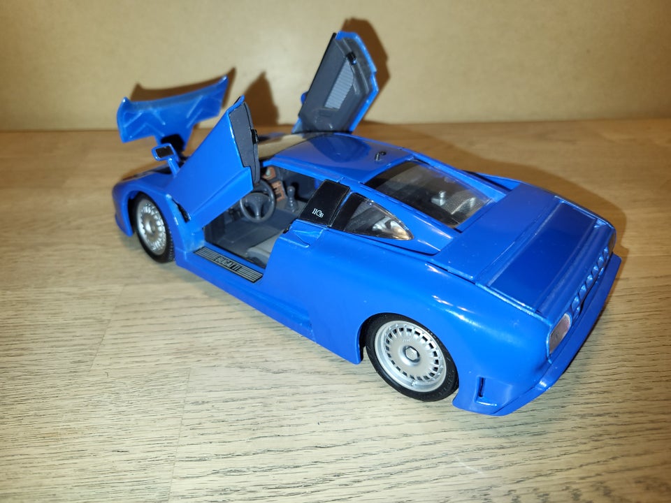 Modelbil, Bugatti 11GB 1991, skala