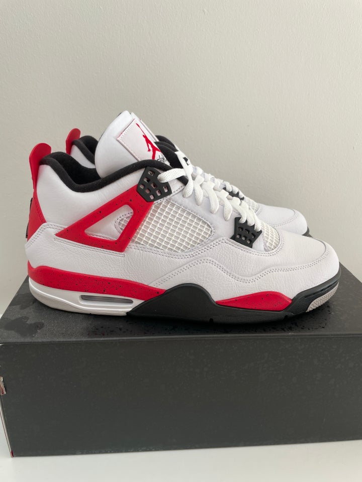 Sneakers, Jordan 4 , str. 45,5