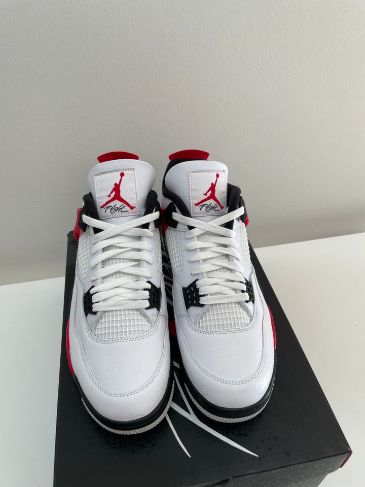 Sneakers, Jordan 4 , str. 45,5