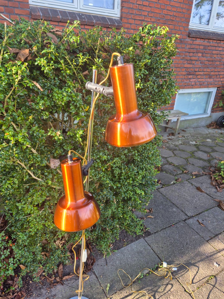 Standerlampe, Retro