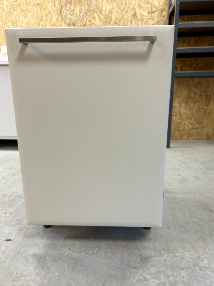 Electrolux NRL-01 SN: 0006246597,