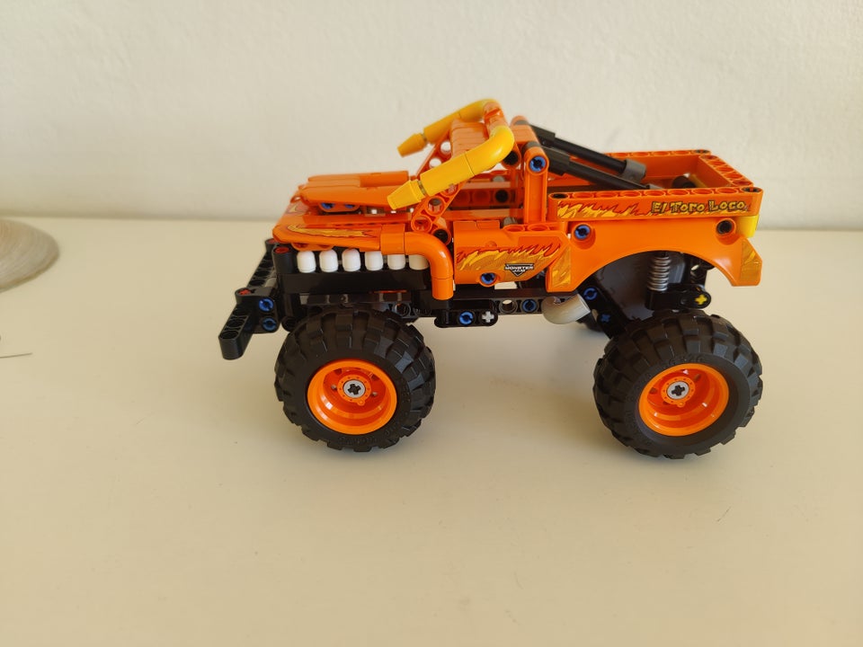 Lego Technic, 42135