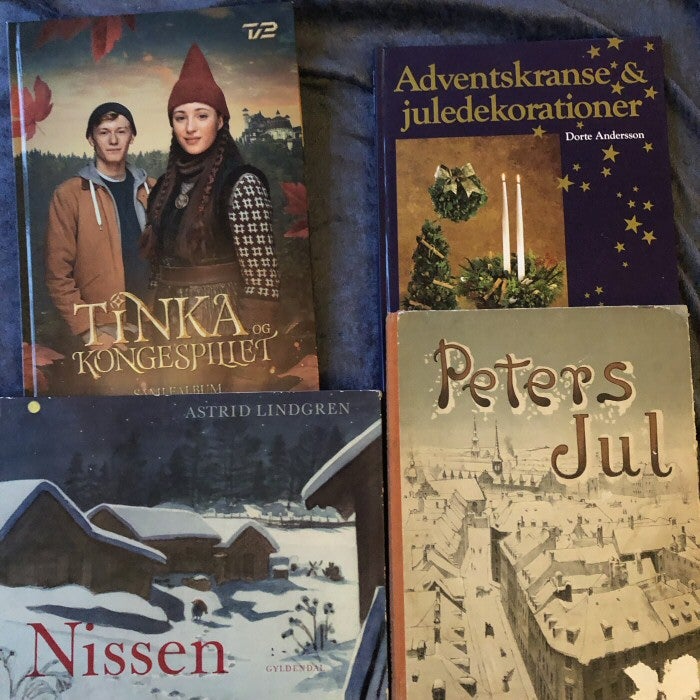 Julebøger – se pris på den enkelte,