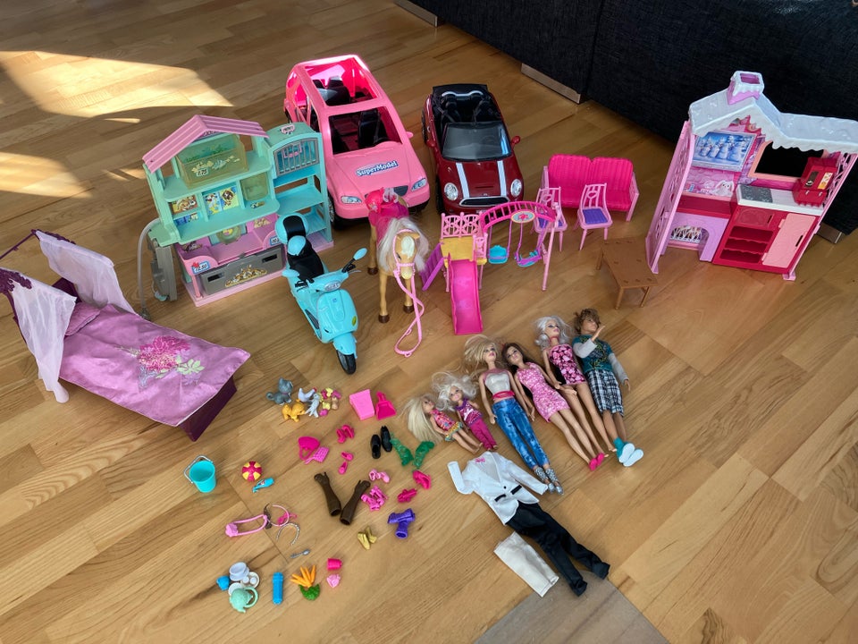 Andet legetøj, Barbie, Barbie