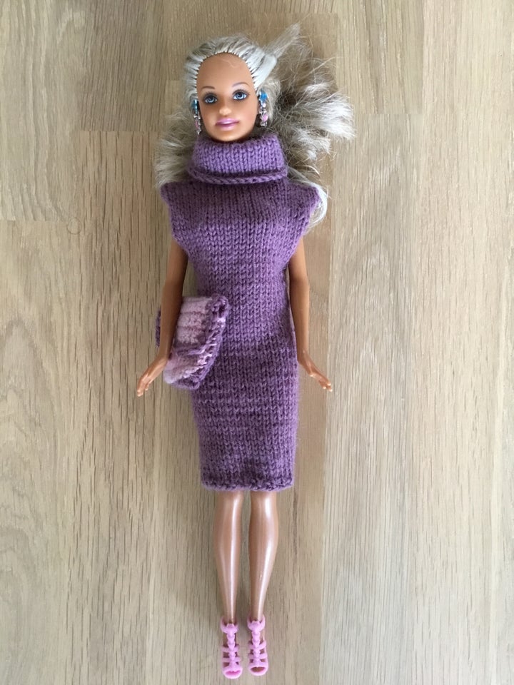 Barbie, Hjemmestrikket