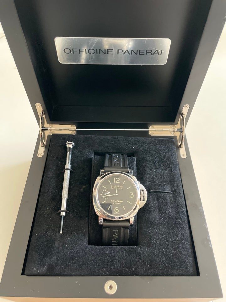 Panerai Luminor 44 Marina s...