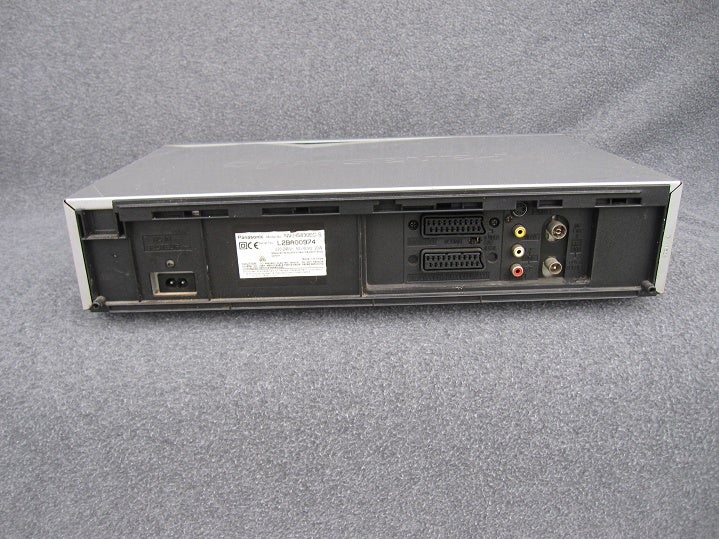 Super VHS, Panasonic, NV-HS830