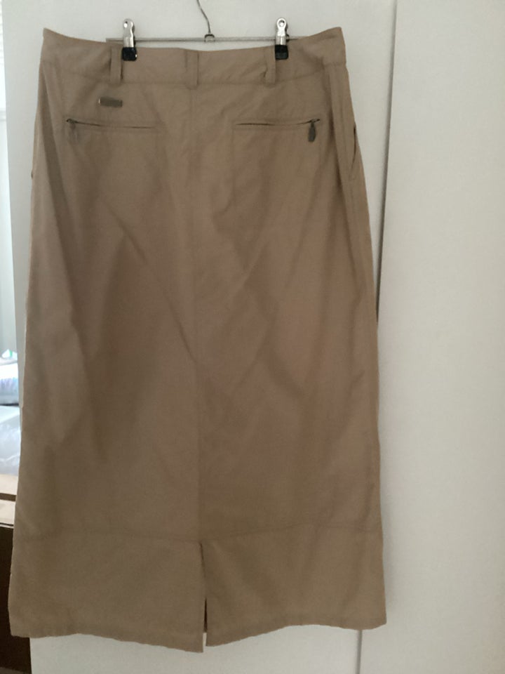 str. 44, Jackpot, Khaki