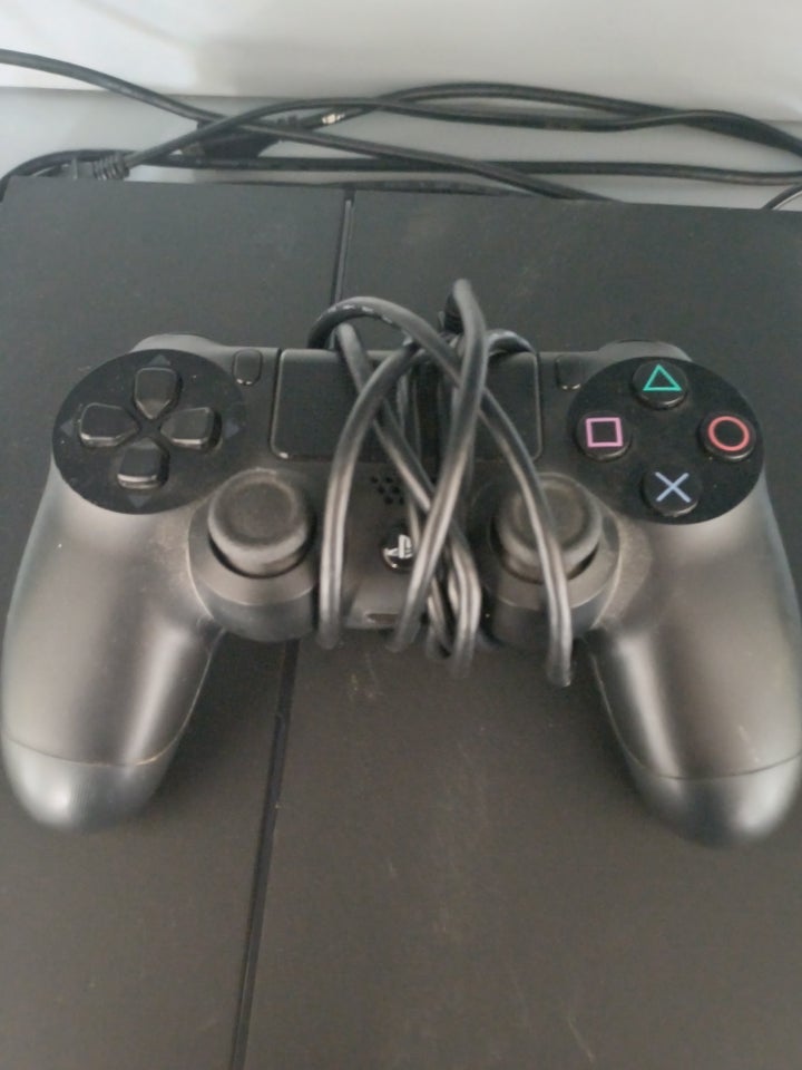 Playstation 4, Perfekt