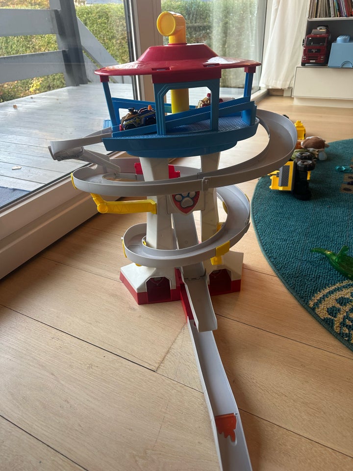 Racerbane, Paw patrol vagttårn med