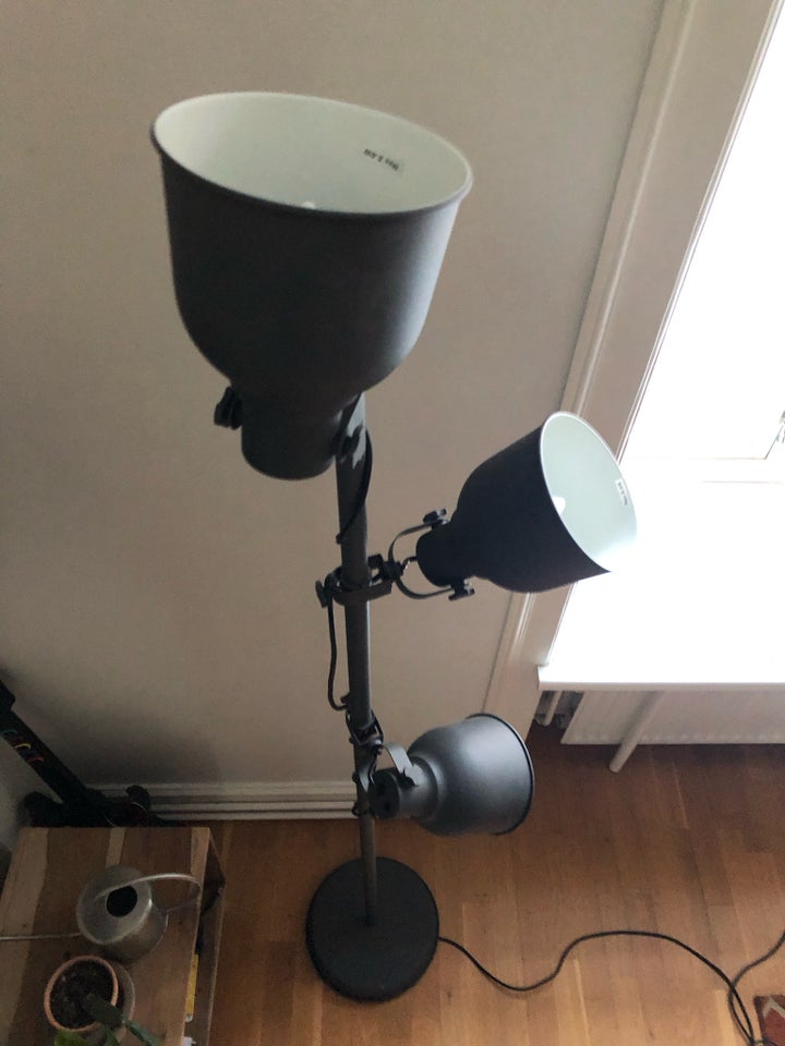 Gulvlampe Ikea