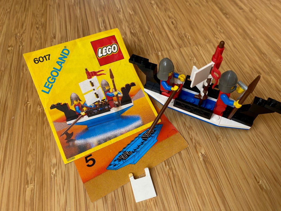 Lego Castle 6017 King's Oarsmen