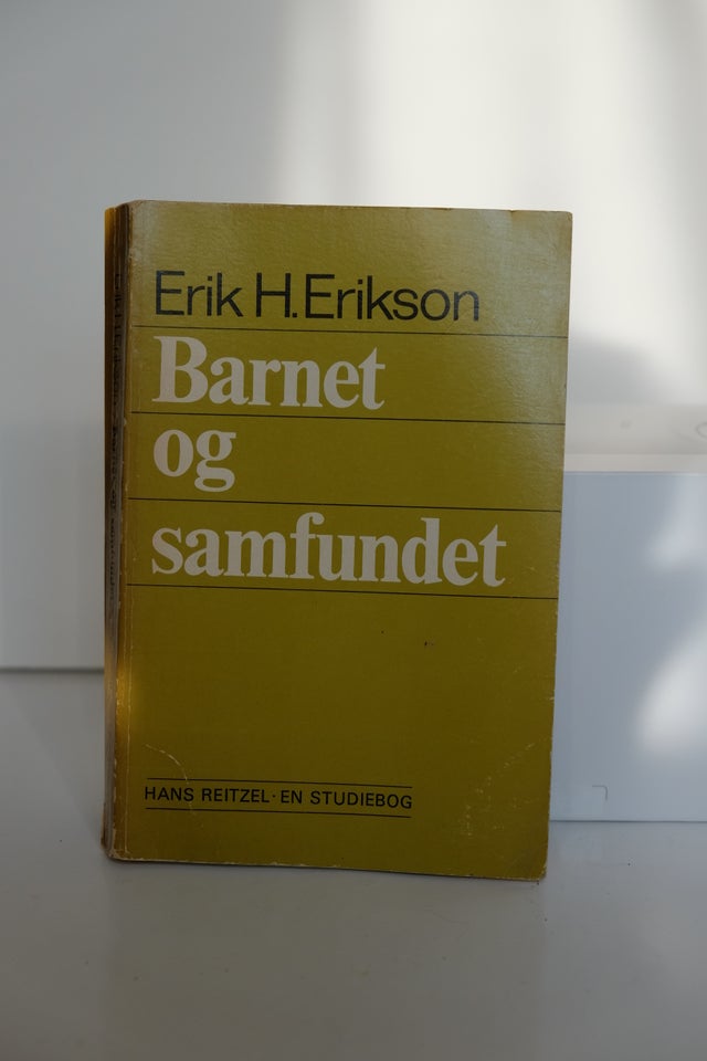 Barnet og samfundet Erik H