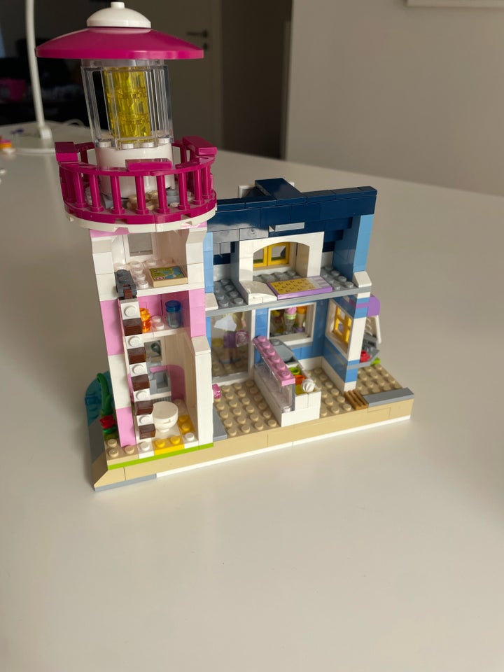 Lego Friends, 41094 Heartlake