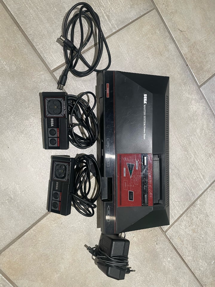 Sega master system spillekonsol