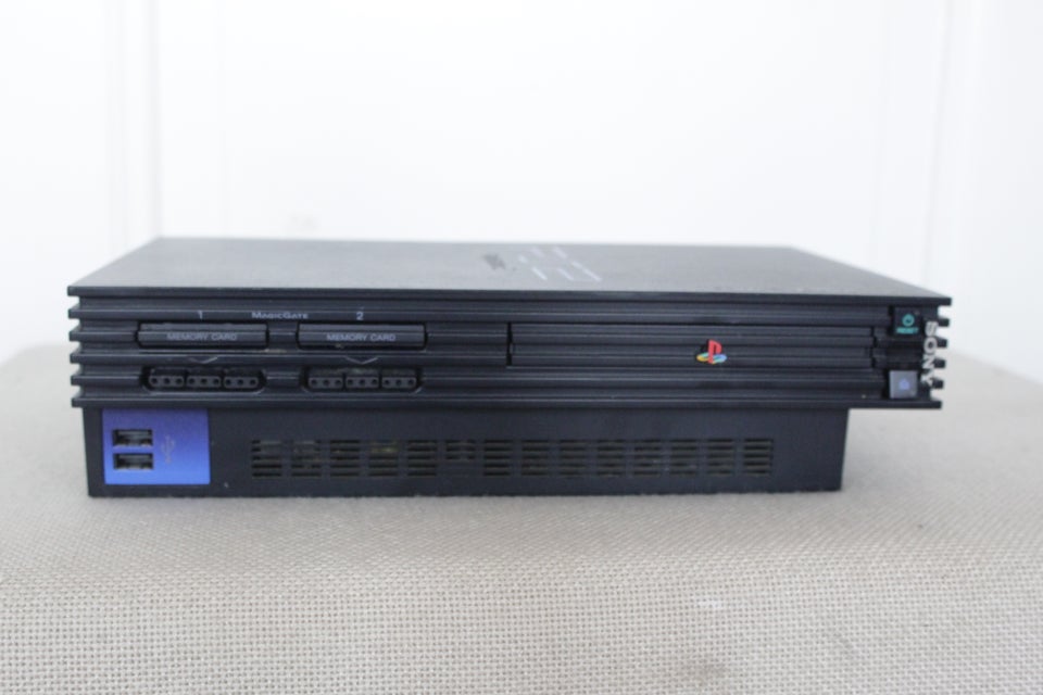 Playstation 2, Playstation 2, God