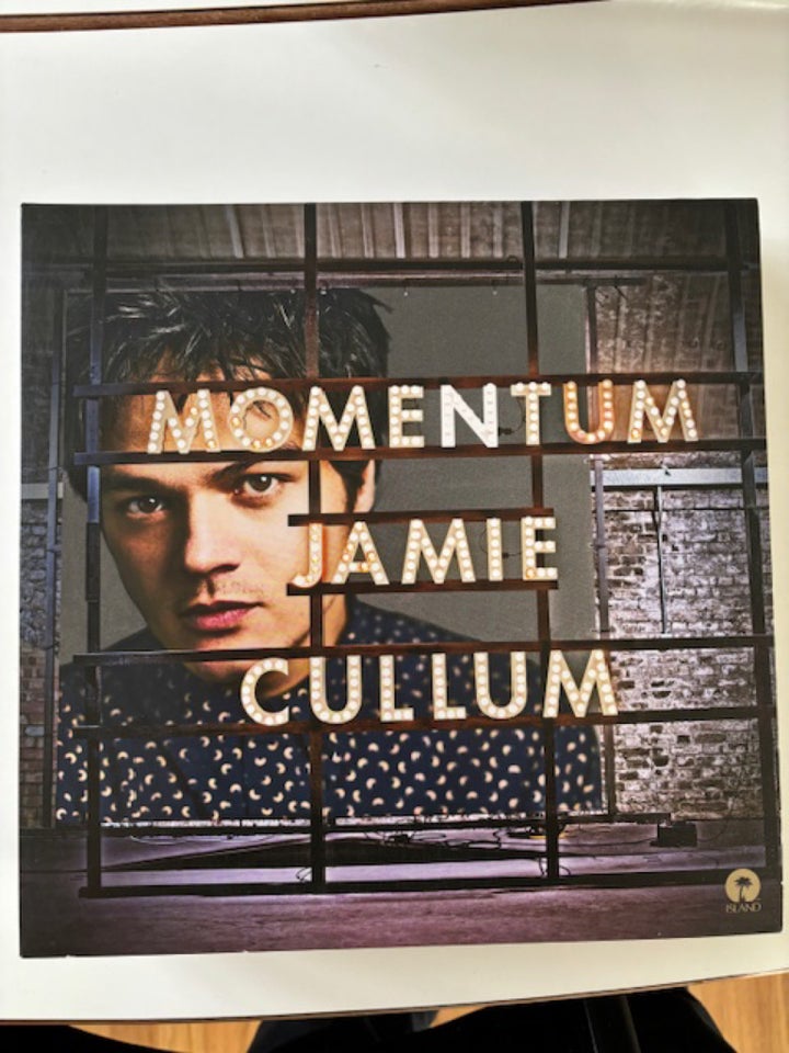 LP, Jamie Cullum, Momentum