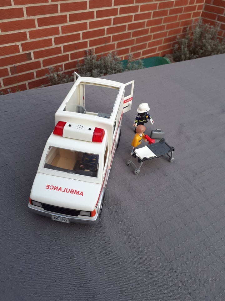 Playmobil, Ambulance