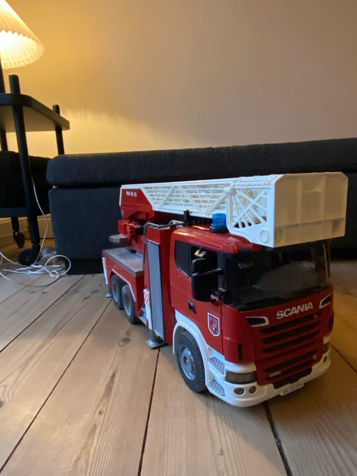 Bruder Scania brandbil