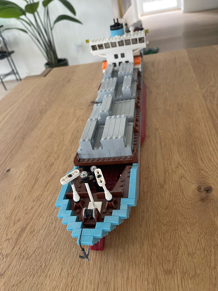 Lego andet Mærsk Line