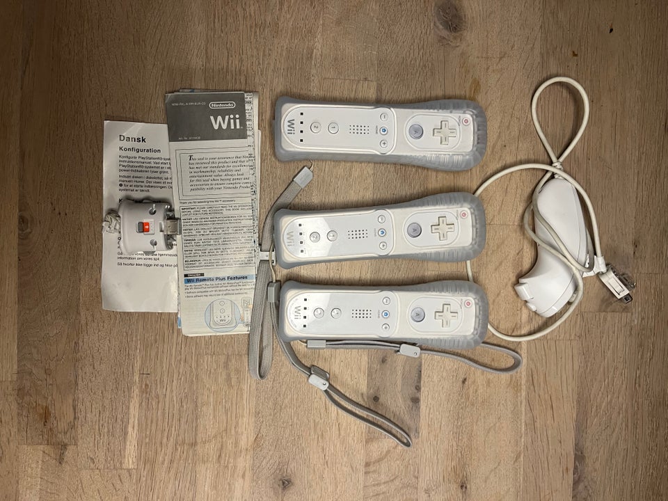 Nintendo Wii, RVL-001, God