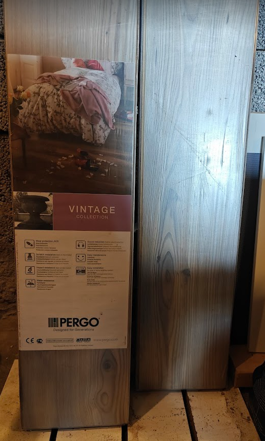 Pergo Vintage CS country pine plank