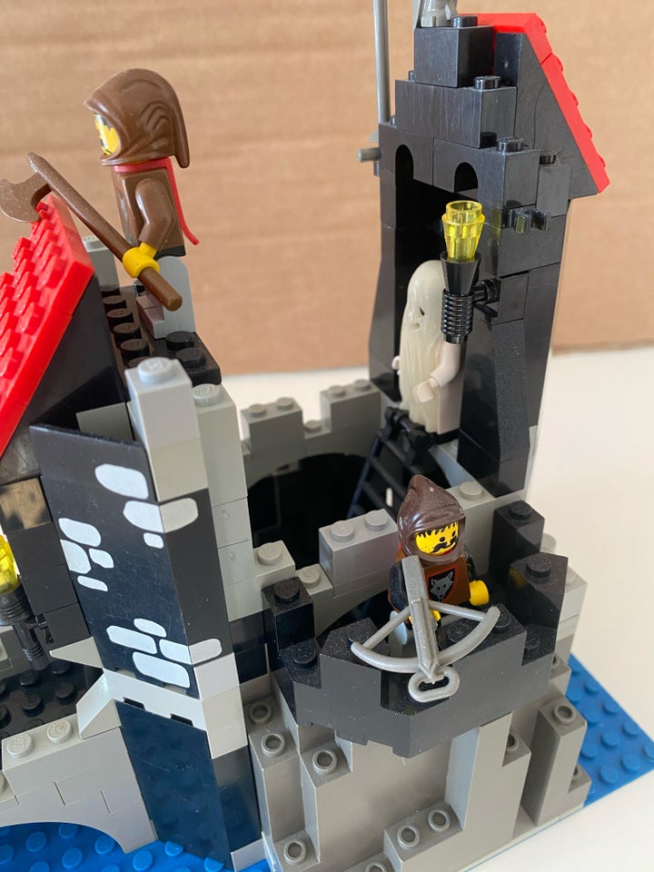 Lego Castle, 6075