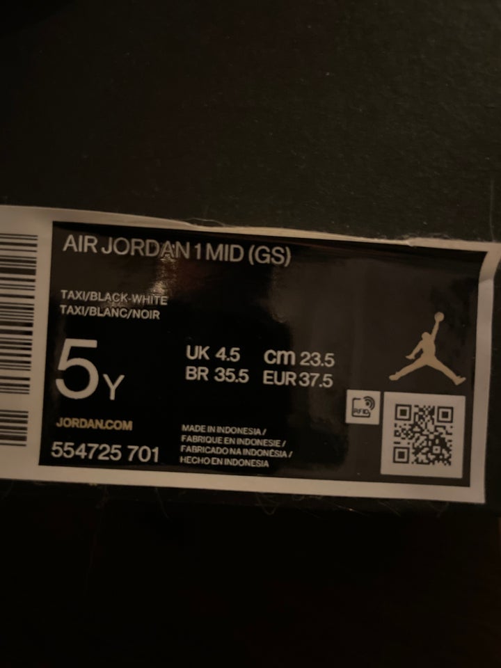 Fritidssko, str. 35, Air Jordan 1