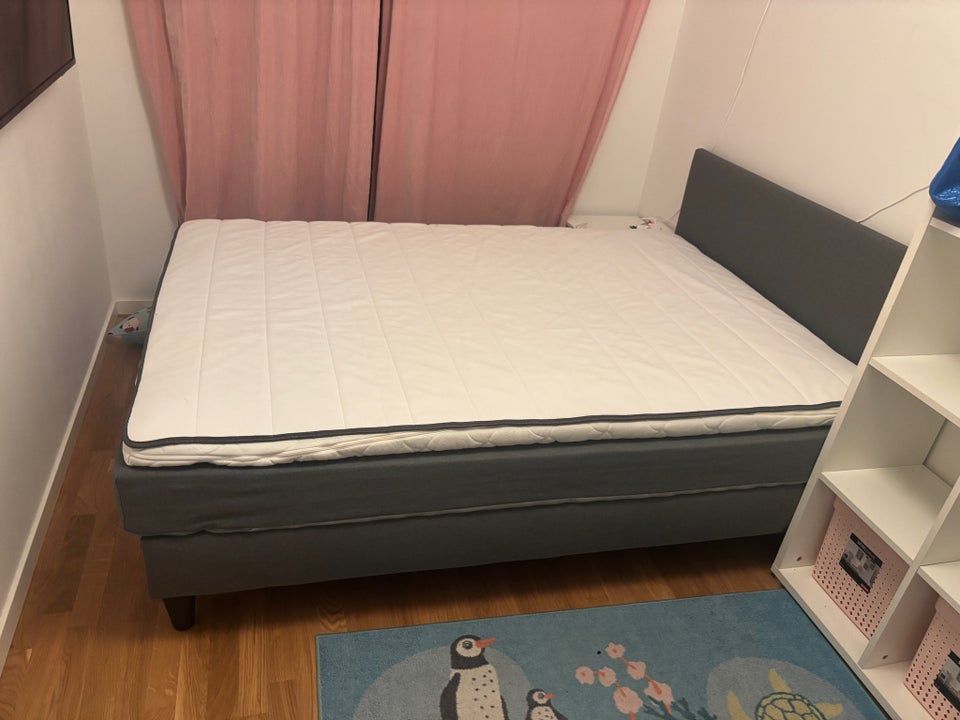 Dobbeltseng, Ikea, b: 140 l: 200