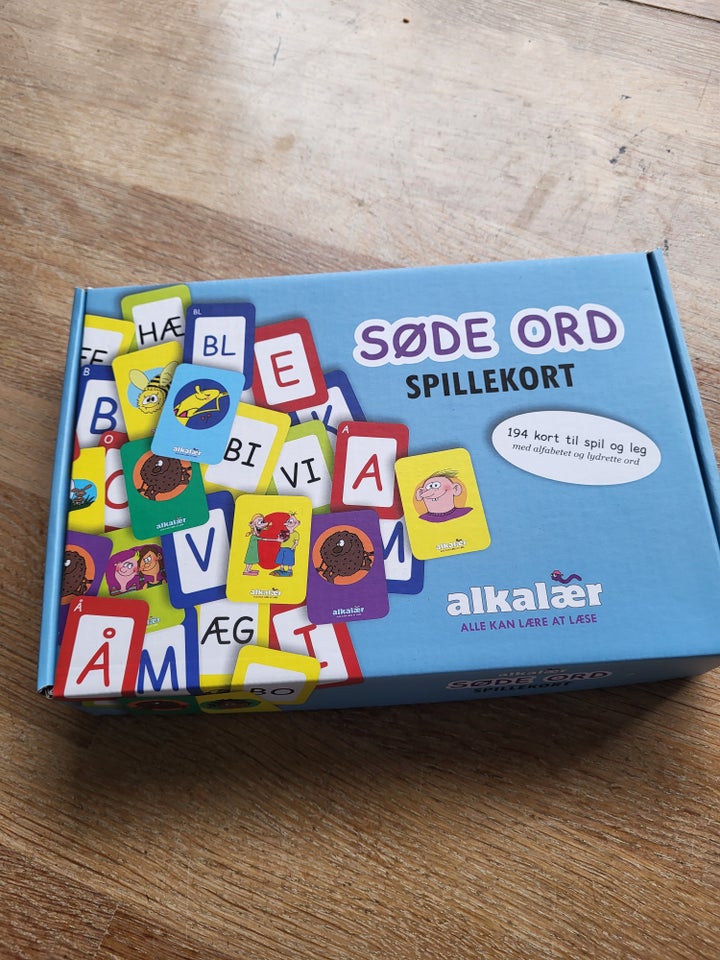 Alkalær bøger og spil, Alkalær