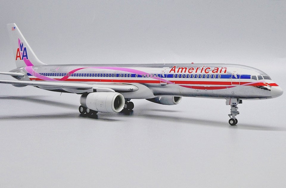 Modelfly, A A B 757, skala 1:200