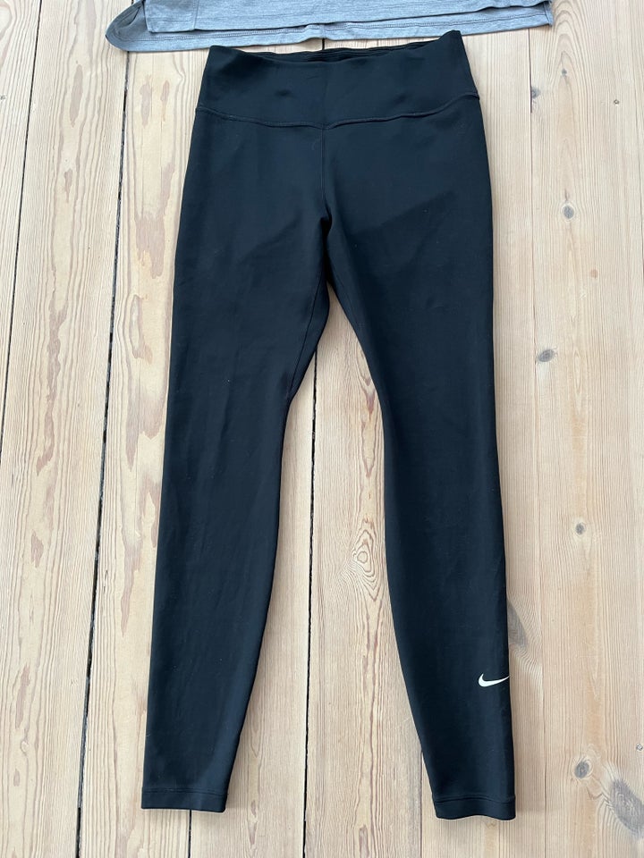 Løbetøj, Nike, str. Medium