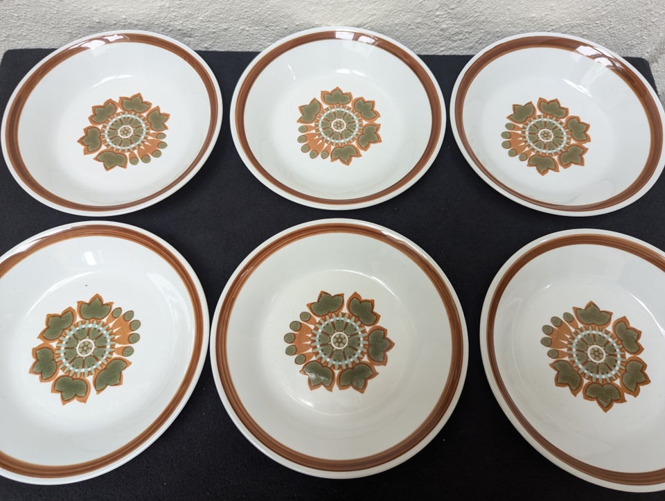 Porcelæn 6 dybe tallerkener