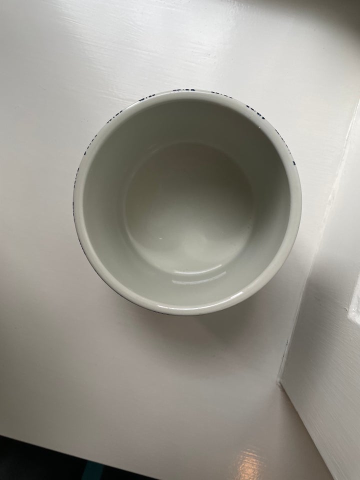 Porcelæn, Urtepotte, Bjørn