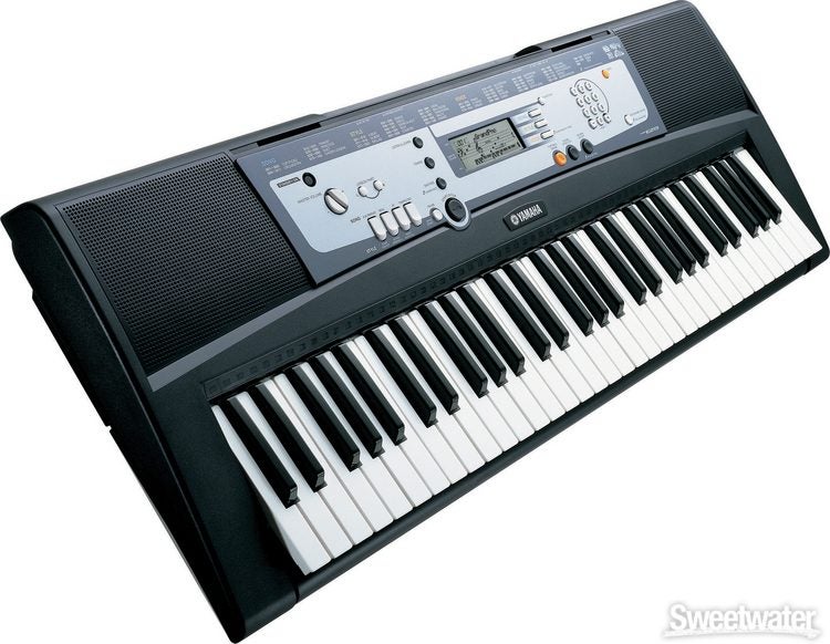 Synthesizer, Yamaha psr e213