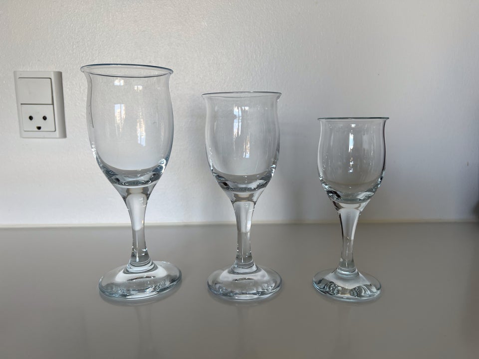 Glas, Vinglas, Holmegård