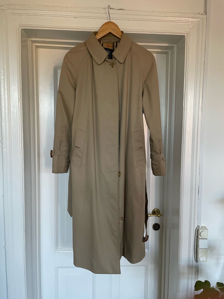 Trenchcoat, str. 36, Burberry