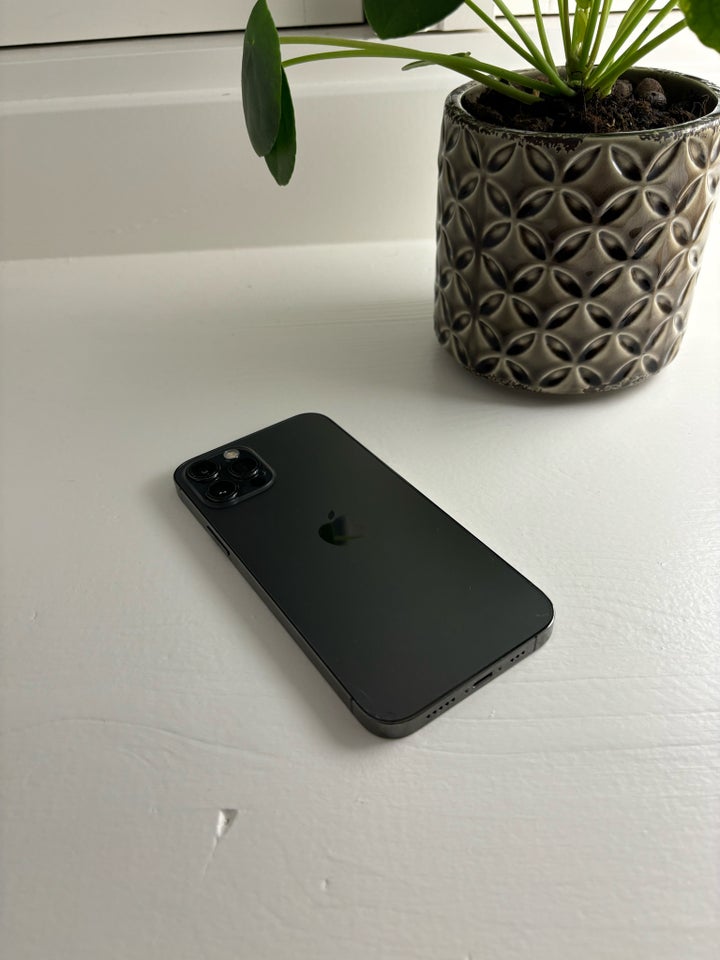 iPhone 12 Pro, 128 GB, sort