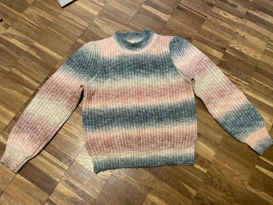 Sweater, Neo noir, str. 40