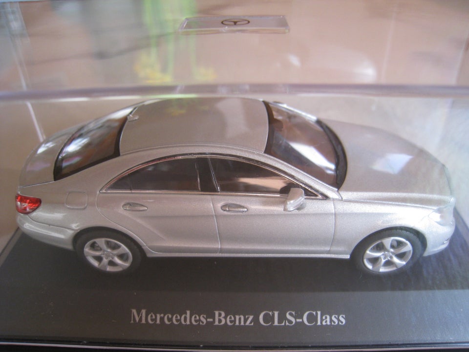 Modelbil, Mercedes Benz CLS, skala