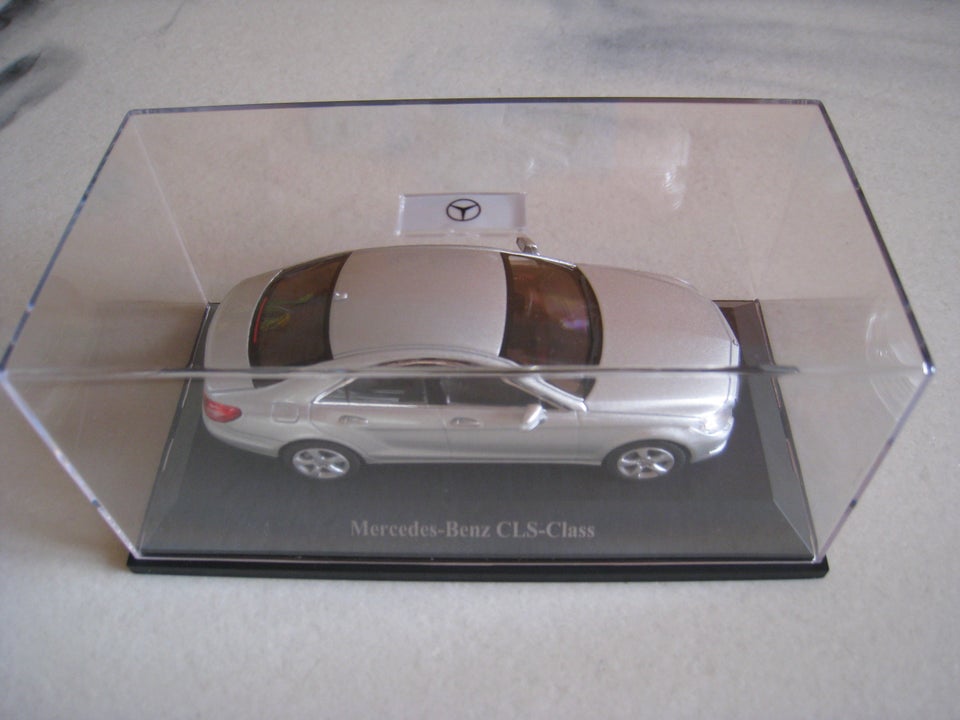 Modelbil, Mercedes Benz CLS, skala