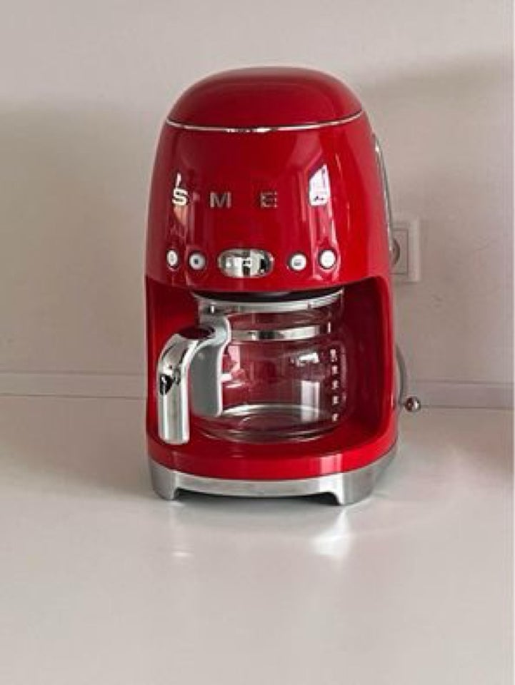 KAFFEMADKINE SMEG