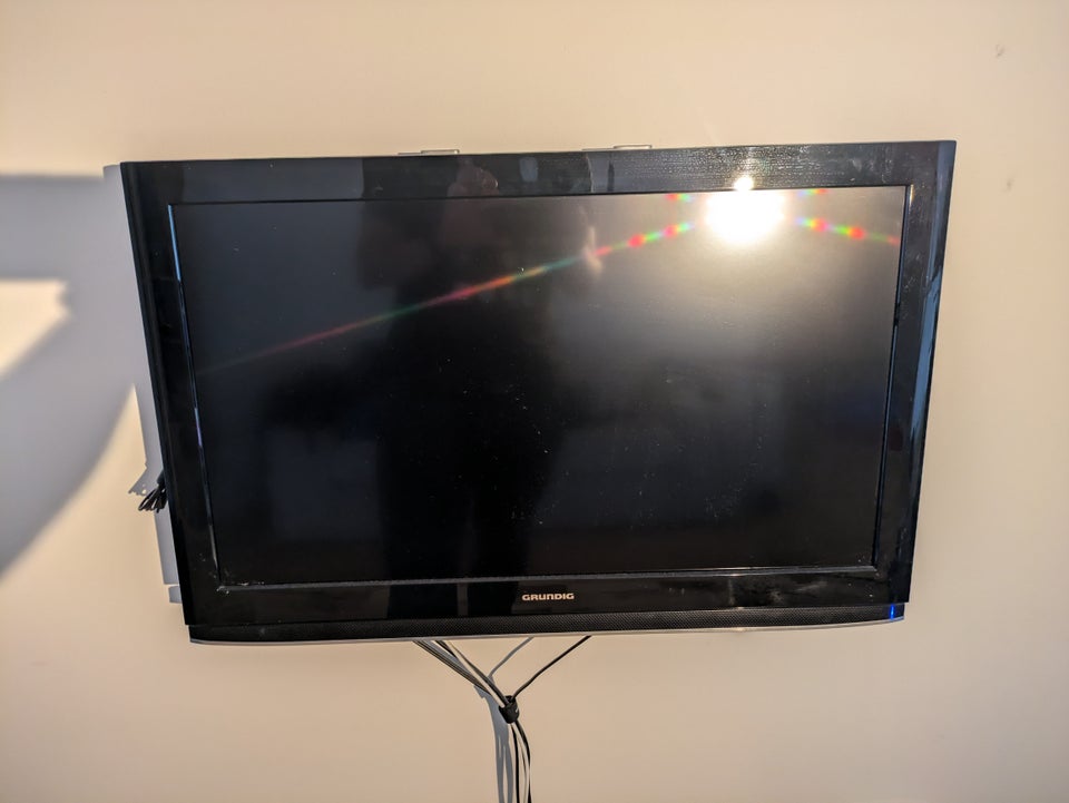 LCD, Grundig, 32"