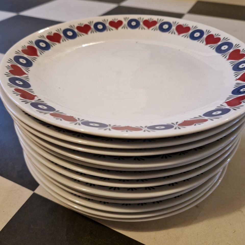 Porcelæn, 13 Tallerkener,