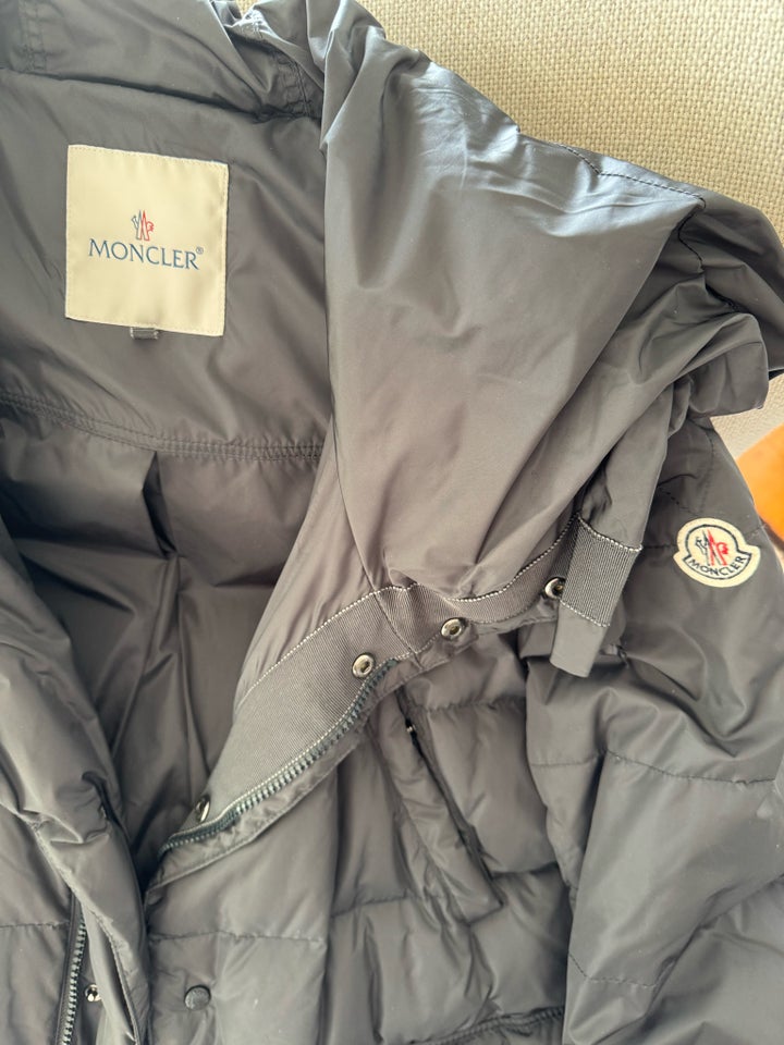 Dynejakke, str. 36, Moncler