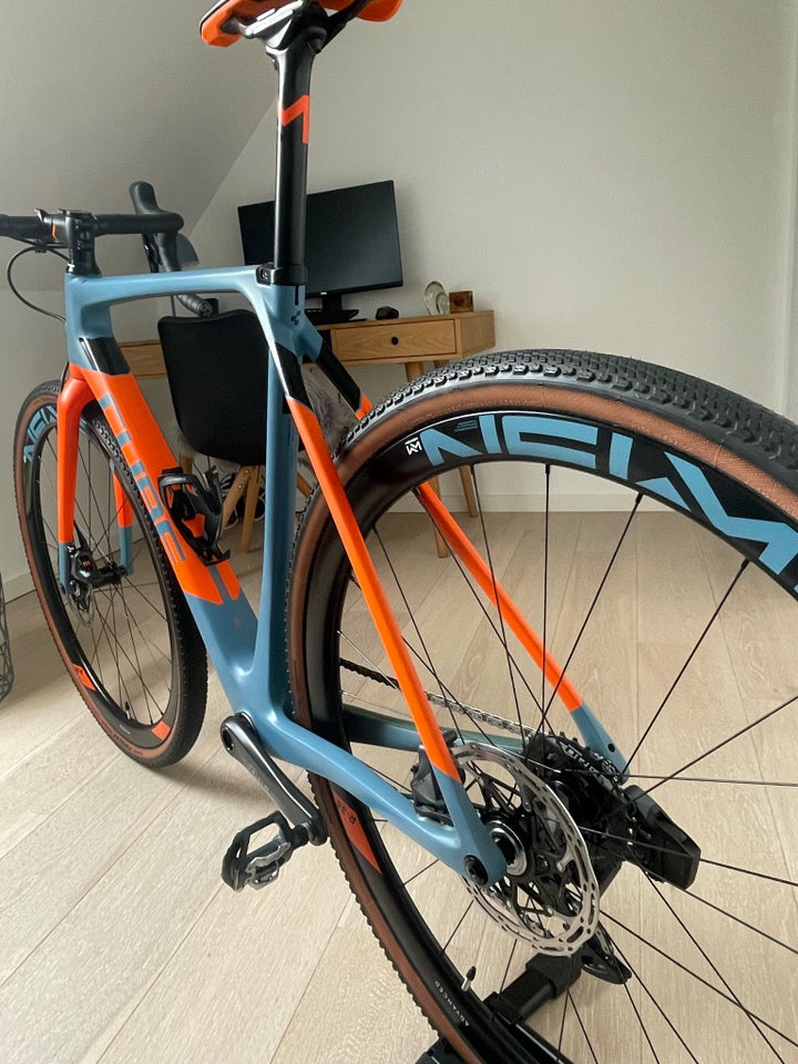 Herreracer, Cube Cross race C62 SLT