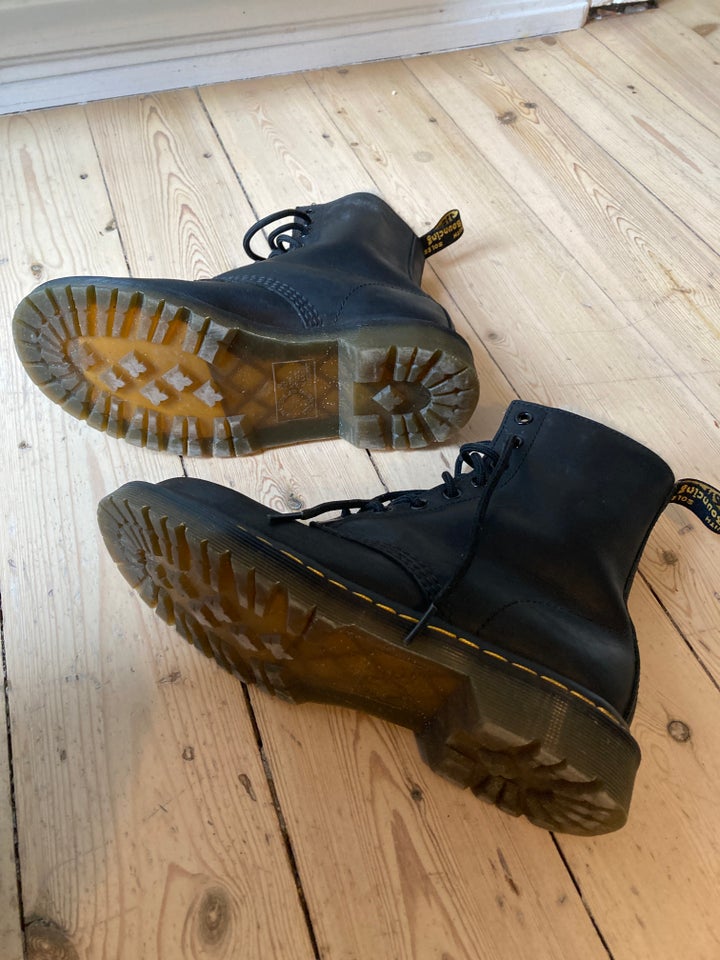 Vinterstøvler, str. 38, Dr Martens